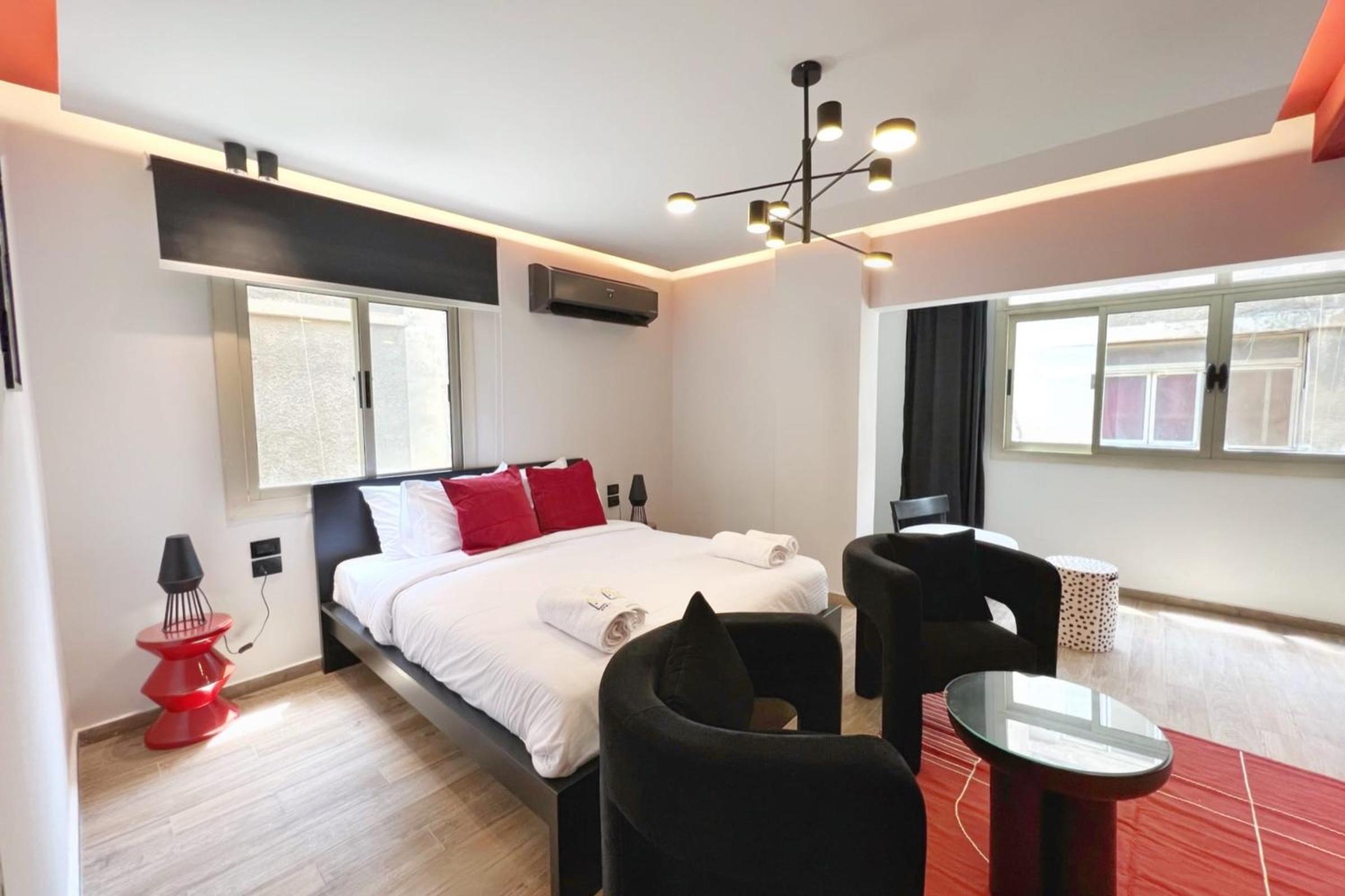 The 2 BDR Scarlet Condo 5 min to CAI Airport