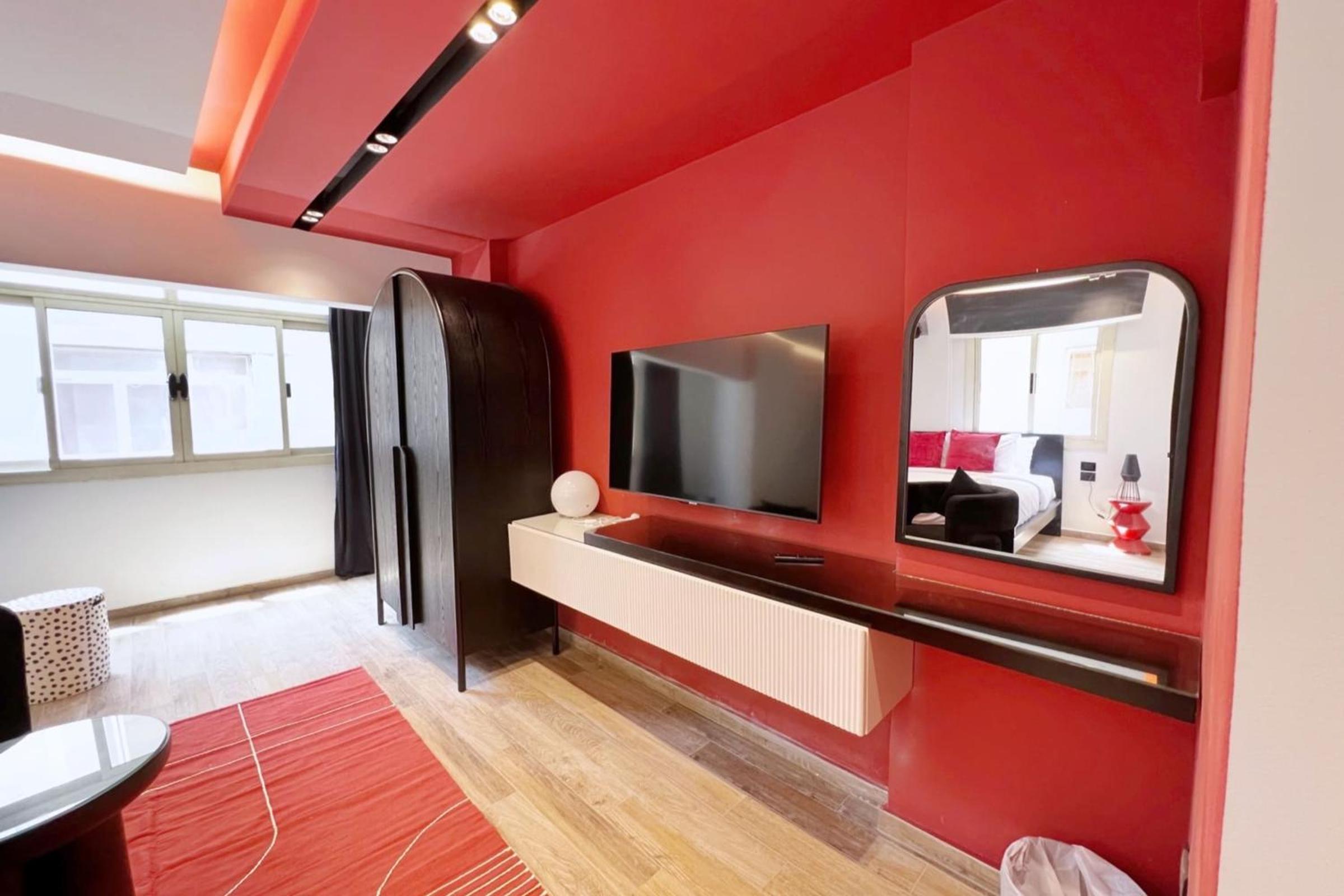 The 2 BDR Scarlet Condo 5 min to CAI Airport