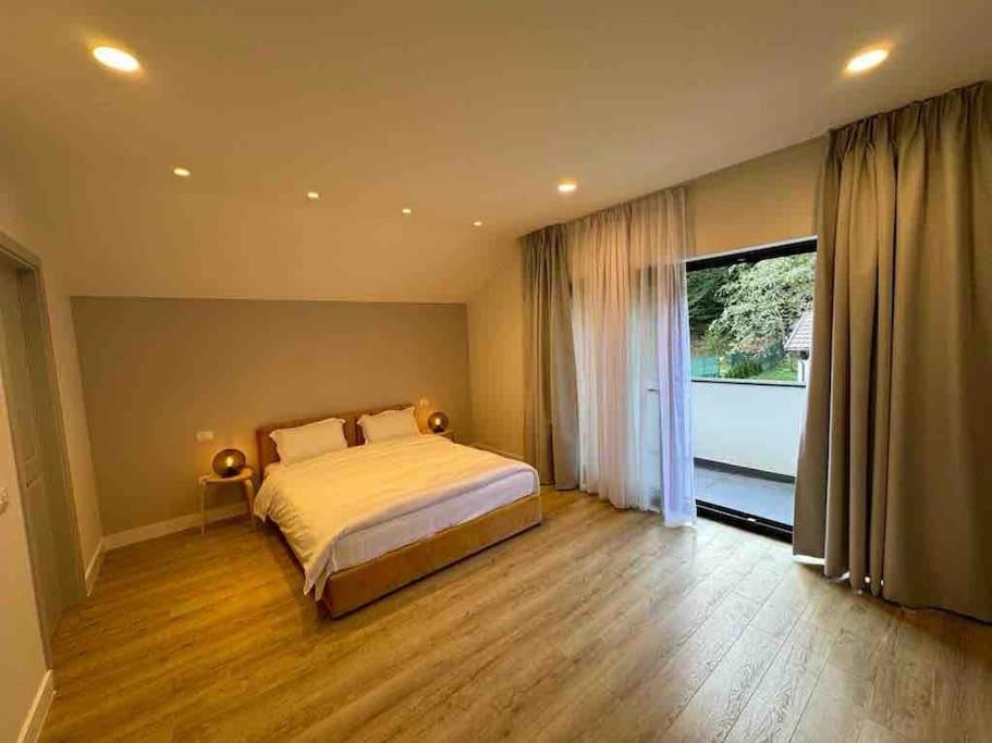 Voronet Retreat