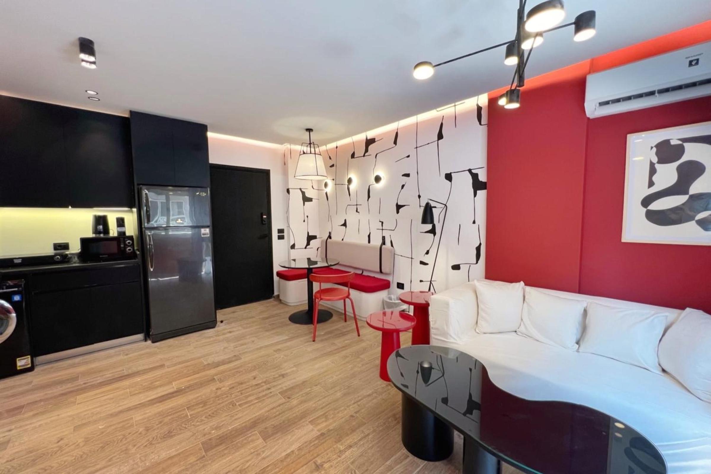 The 2 BDR Scarlet Condo 5 min to CAI Airport