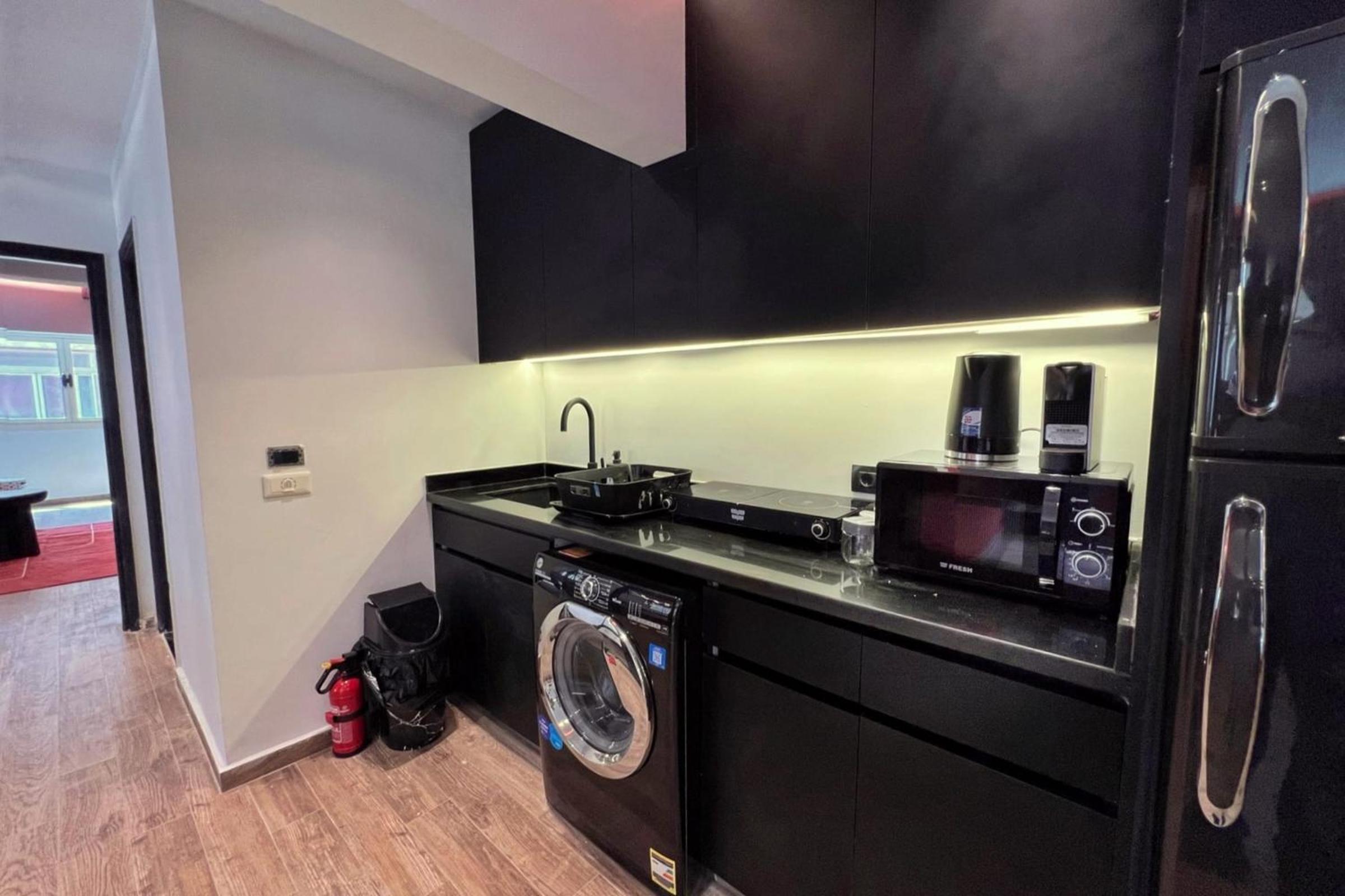 The 2 BDR Scarlet Condo 5 min to CAI Airport