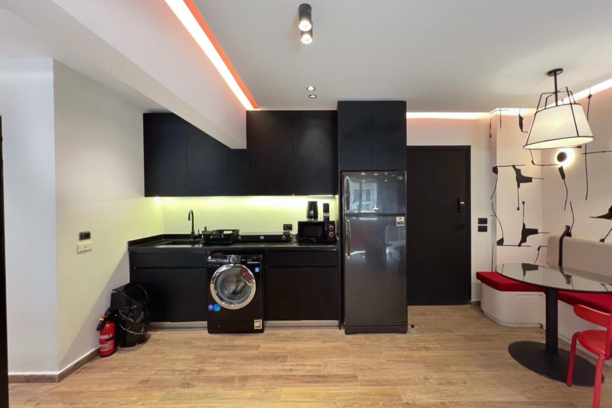 The 2 BDR Scarlet Condo 5 min to CAI Airport