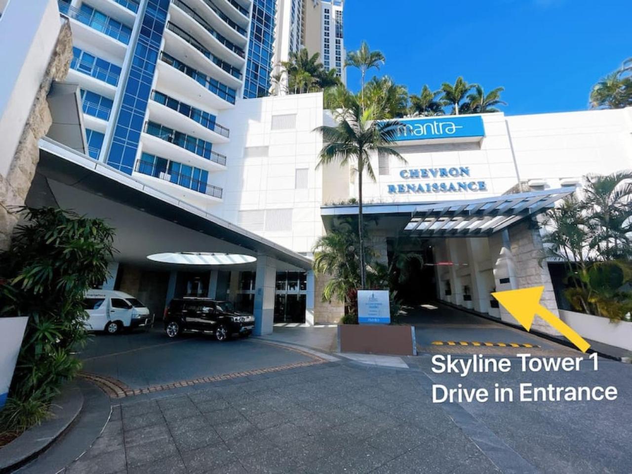 Prime Location 2BD Serviced Apt at Surfers Paradise