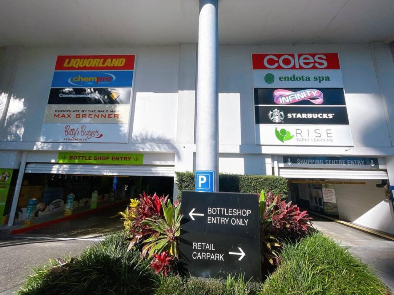 Prime Location 2BD Serviced Apt at Surfers Paradise