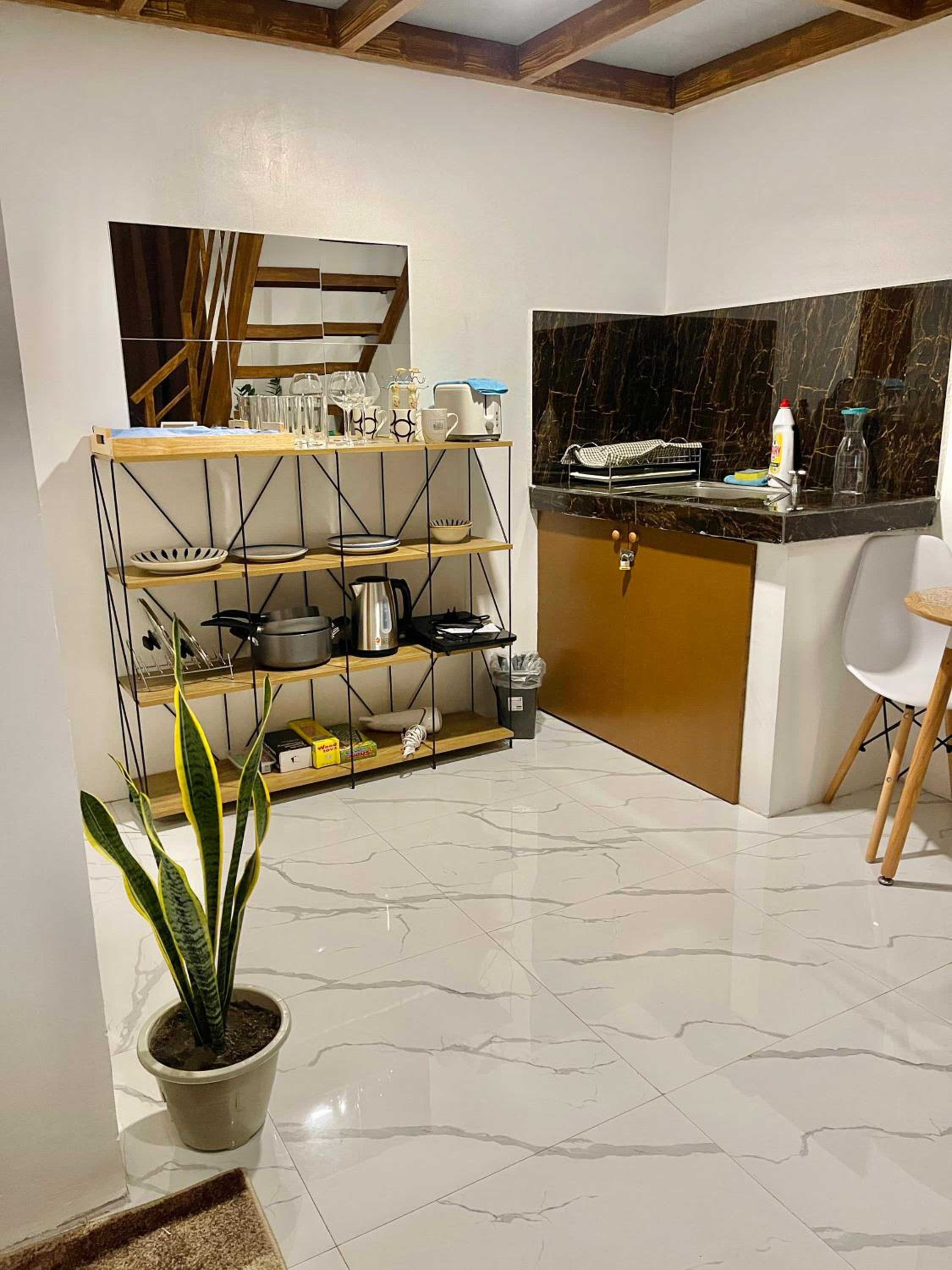 ANDRO'S LOFT near General Santos City Airport