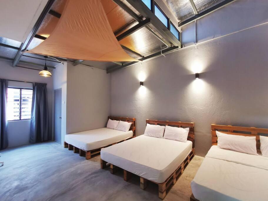 Ipoh town centre glamping home 13pax photo 3