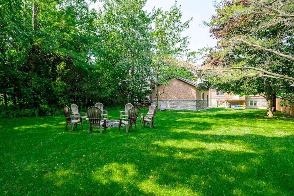 Charming 3BR Bungalow - Hot Tub