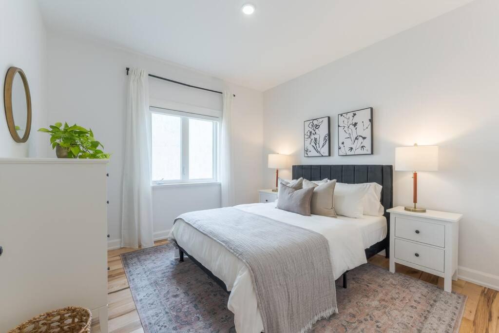 Charming 3BR Bungalow - Hot Tub