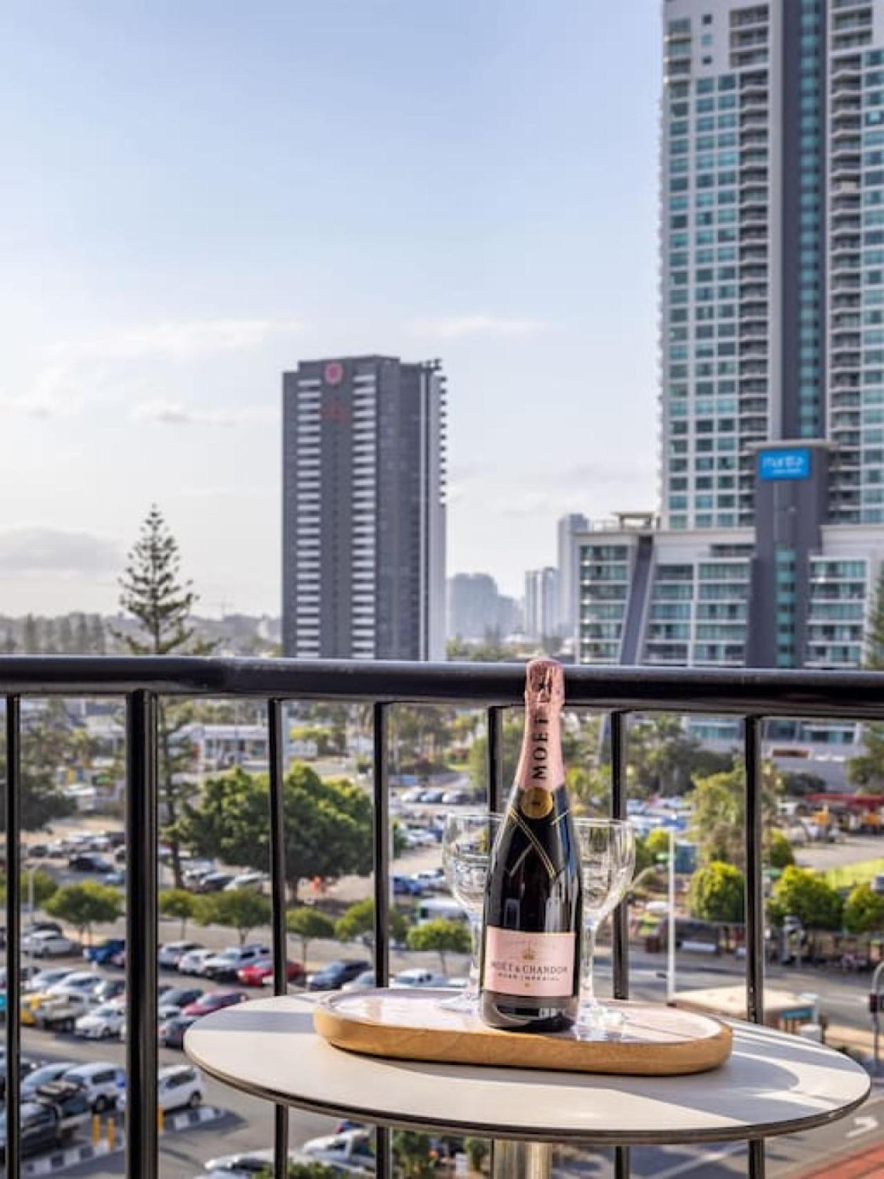 Marina View Escape 3mins walk to the beach