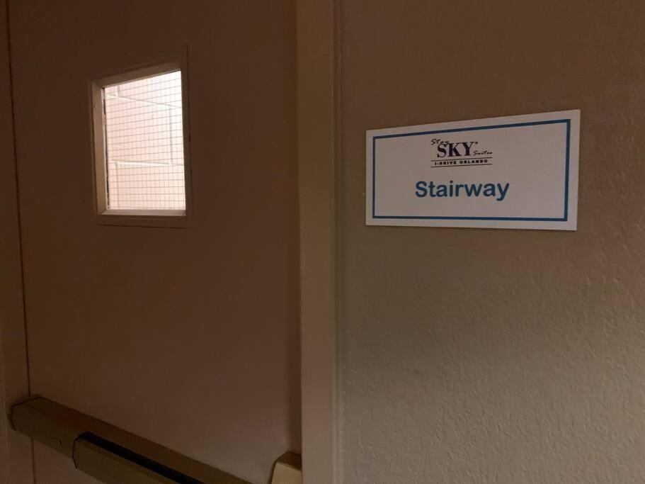 Perfect Place Suite Apt 2 Queen Beds FREE Parking