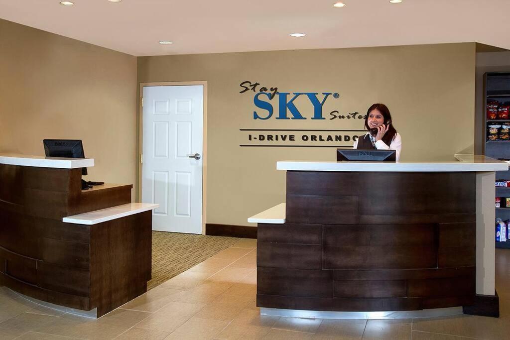 Perfect Place Suite Apt 2 Queen Beds FREE Parking