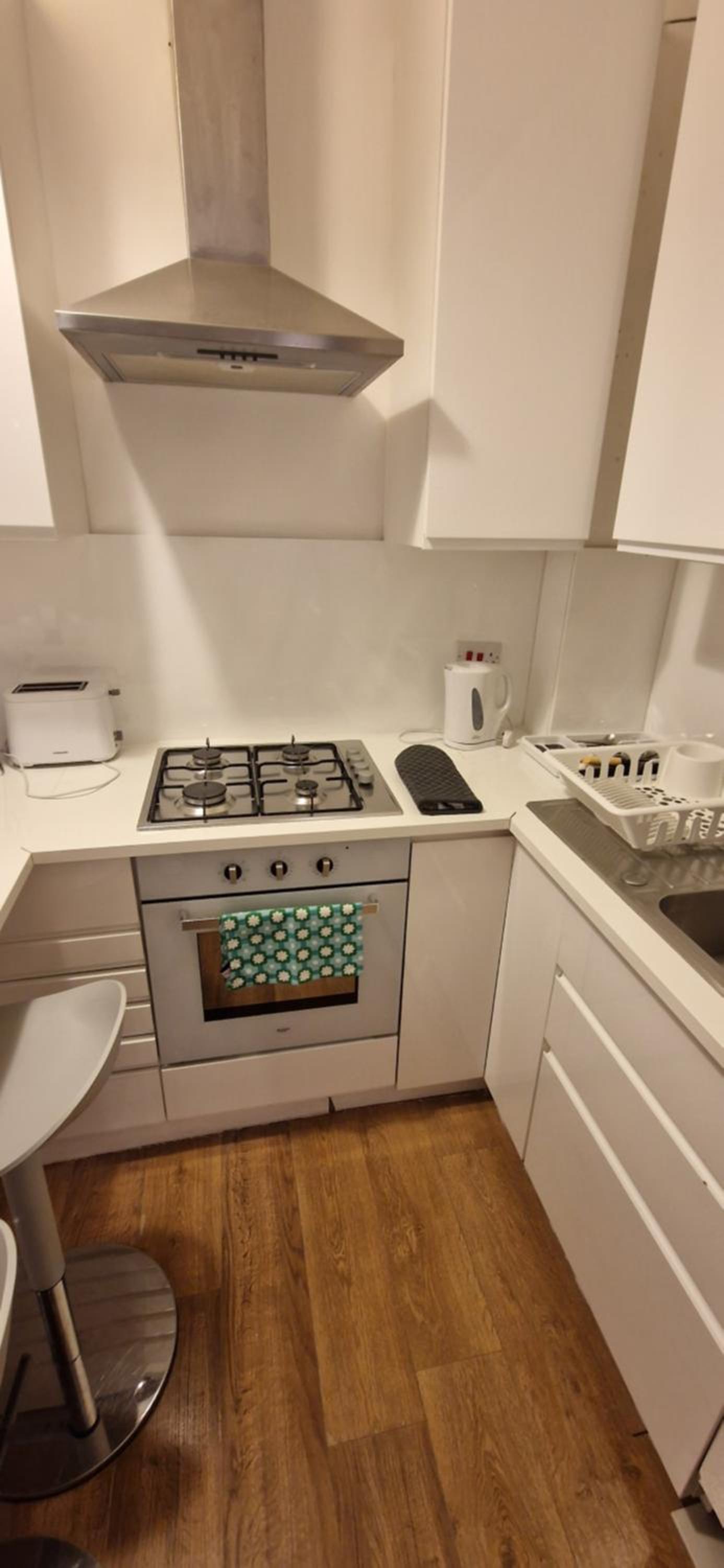 Primrose Hill - Charming, Cosy, 2 Double Bedrooms Apartment