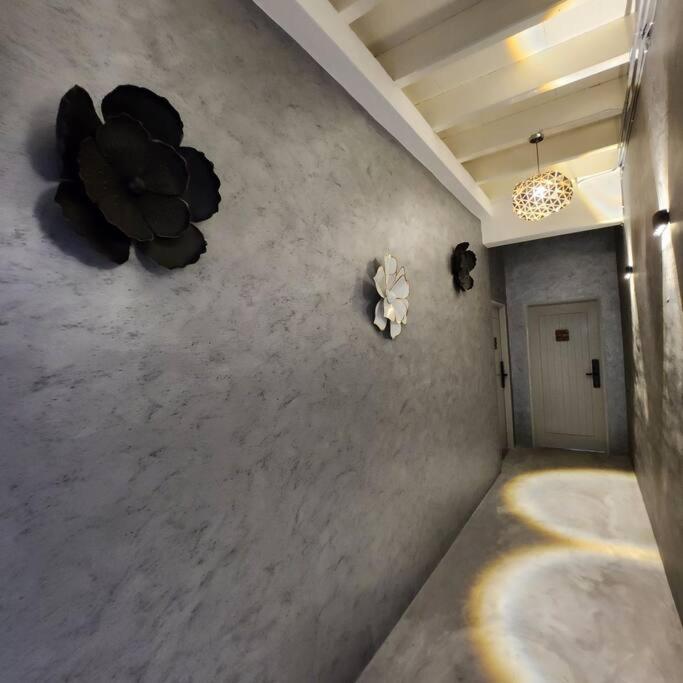 Ipoh town centre-retro 4pax (studio 6)