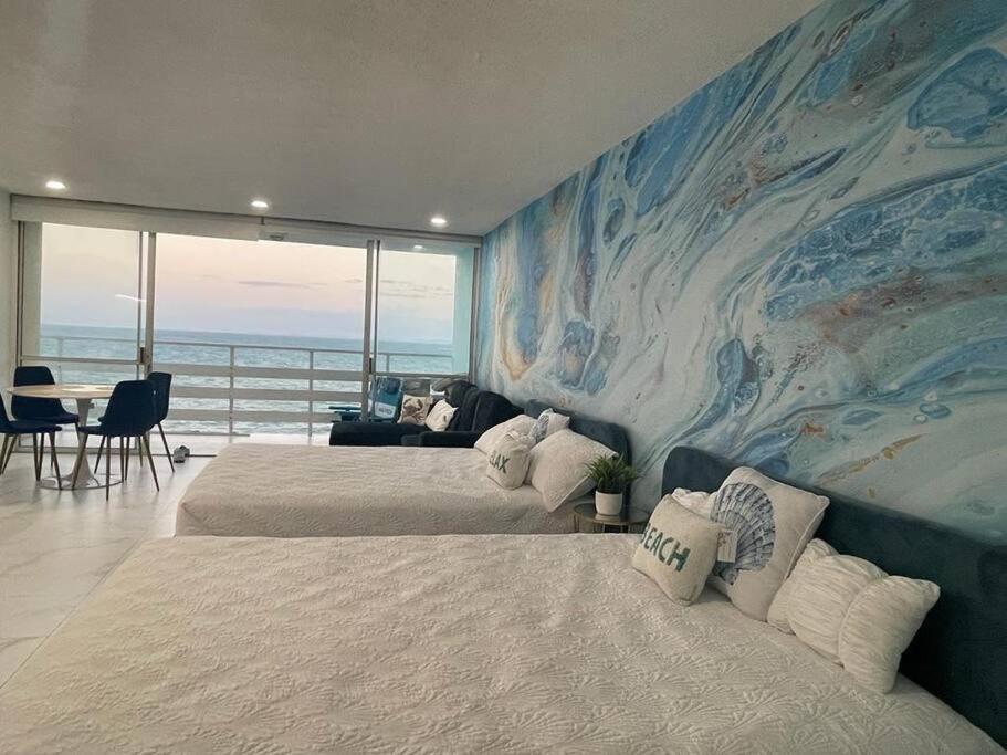 Hotel Beautiful Ocean Blue Love Oceanfront Apartment