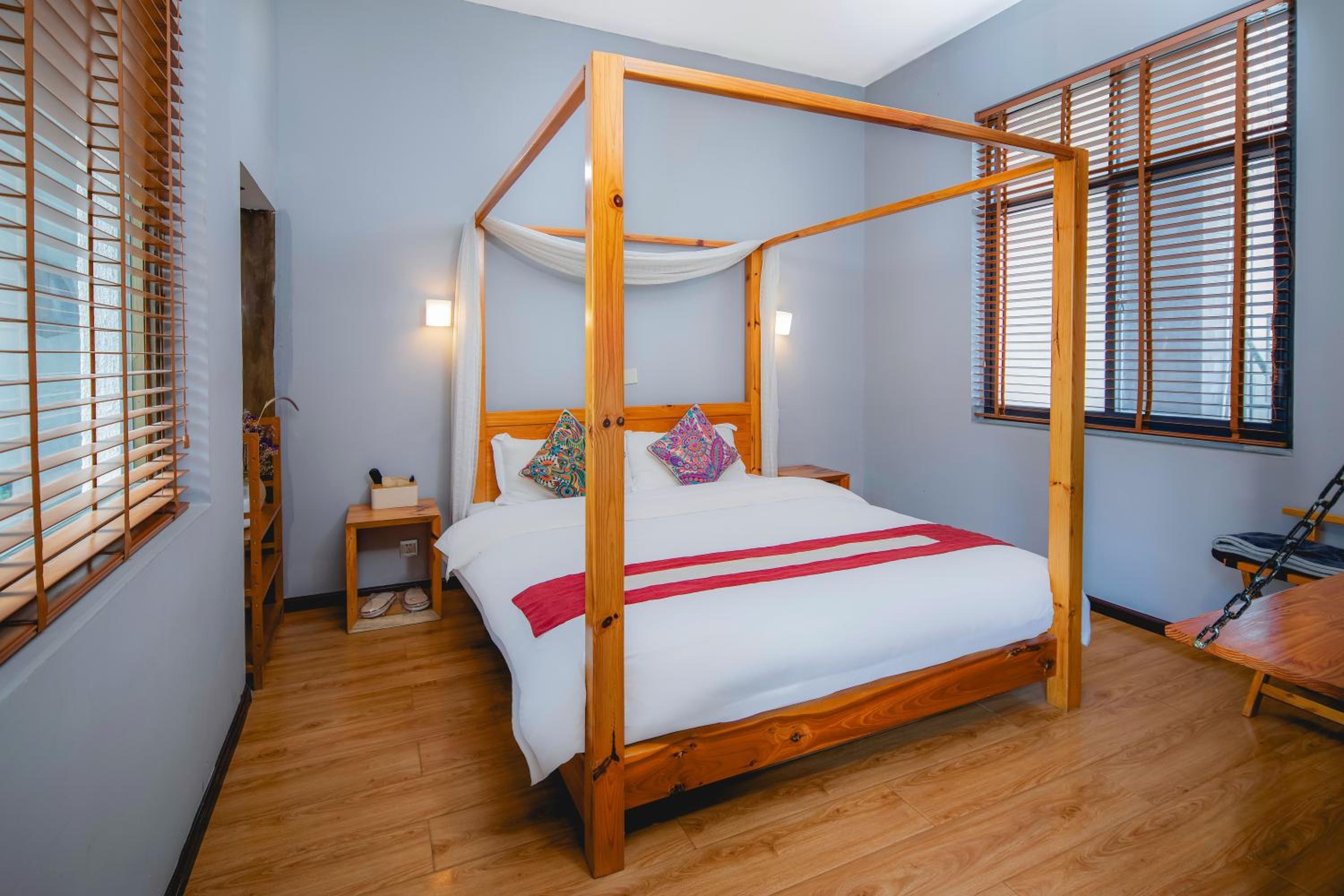 Dali Buxianshan Guesthouse-in Dali ancient city, free coffee, english speaking employee