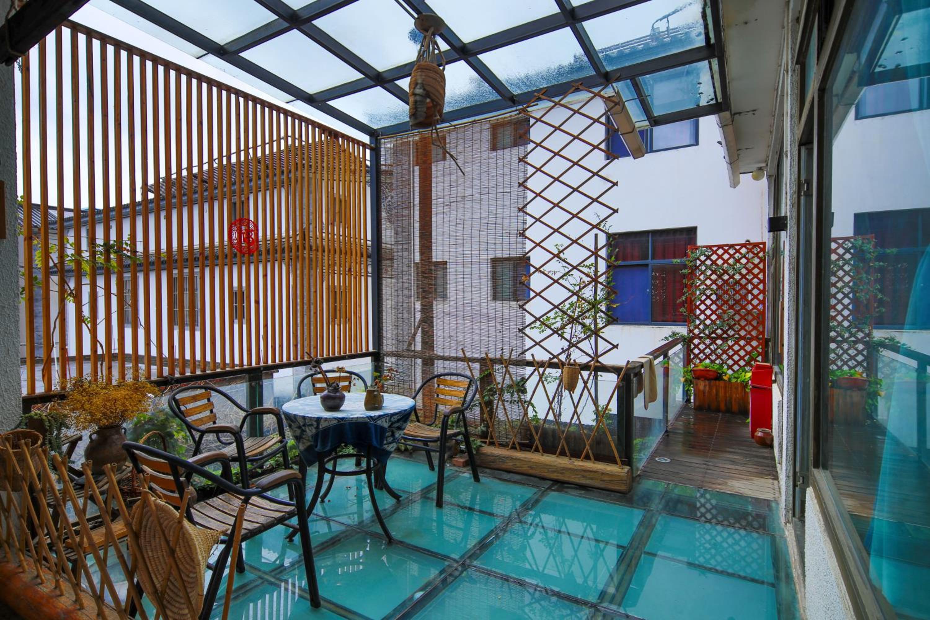 Dali Buxianshan Guesthouse-in Dali ancient city, free coffee, english speaking employee
