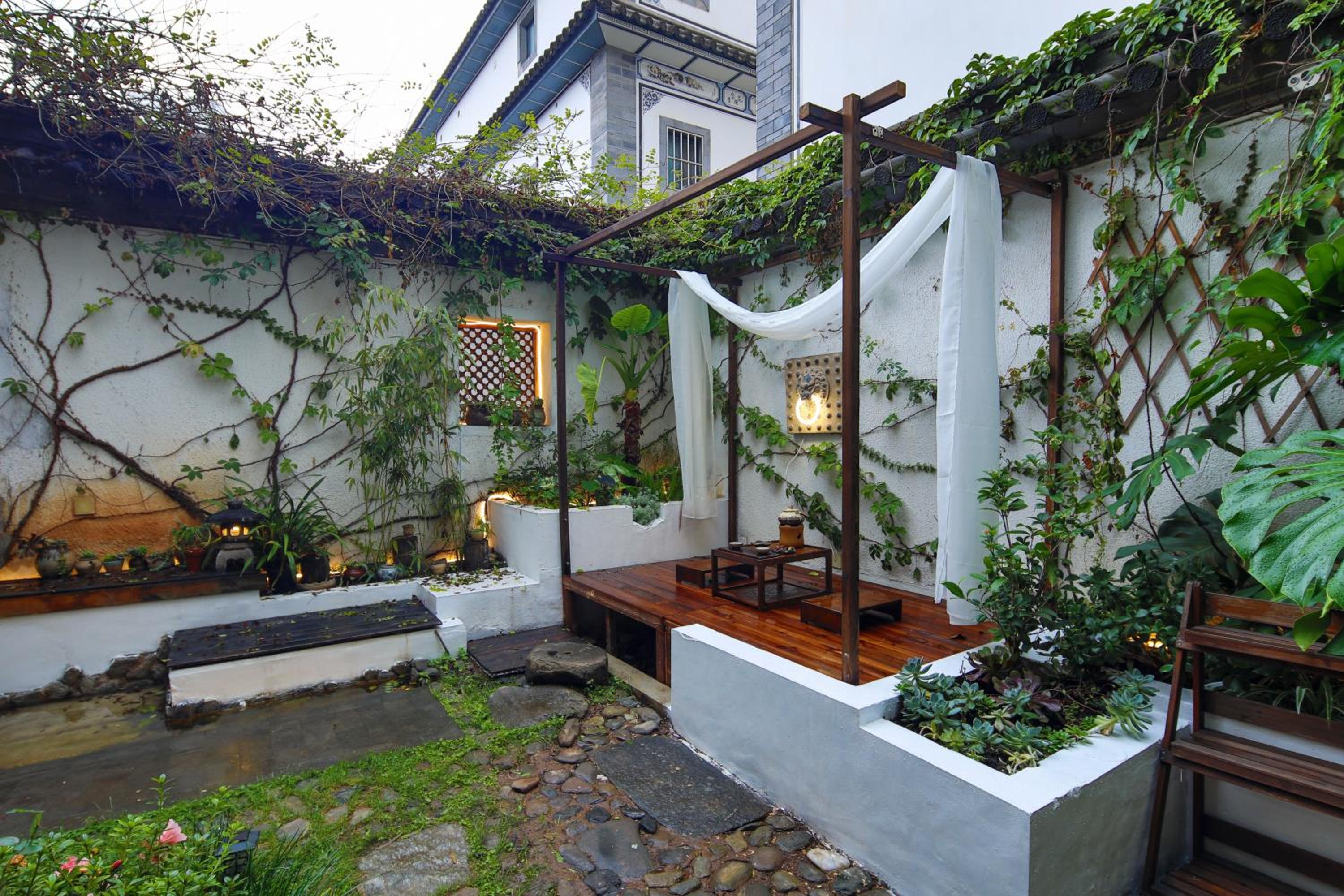 Dali Buxianshan Guesthouse-in Dali ancient city, free coffee, english speaking employee