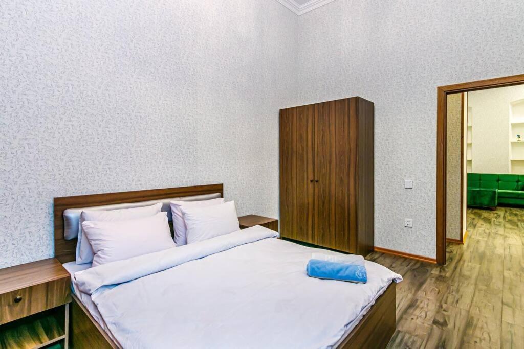 City Centre DeLuxe Apartment
