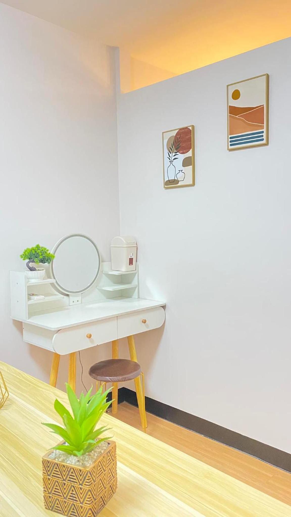 Castle Place Condo Staycation Marilao view 5