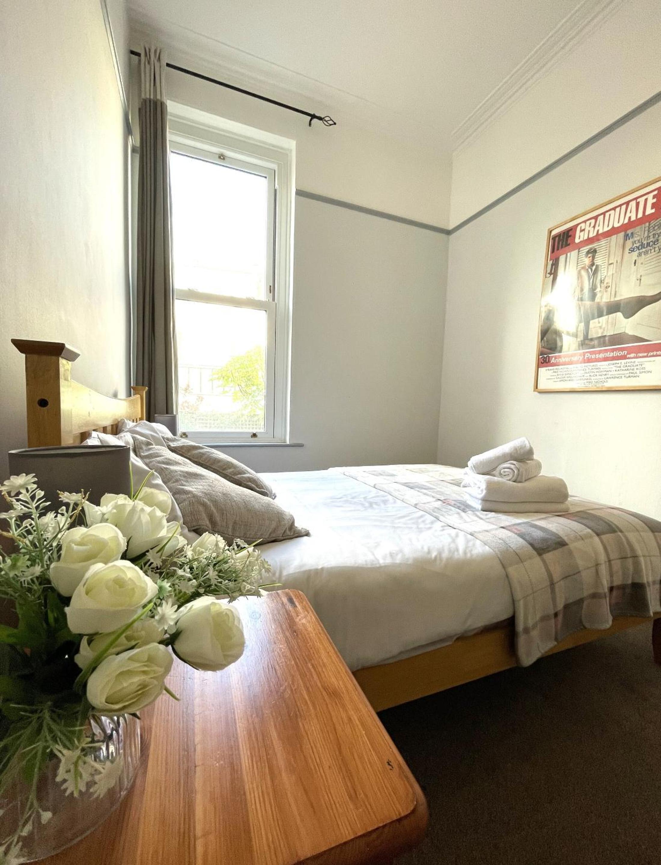 Lovely Victorian Apartment in Clifton Village view 4