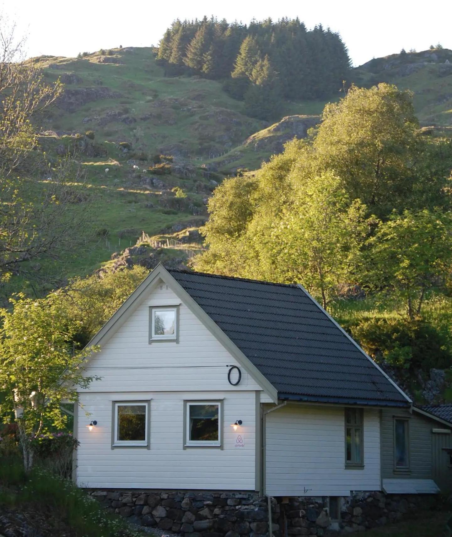 Guesthouse in Manger, Radøy Island view 2