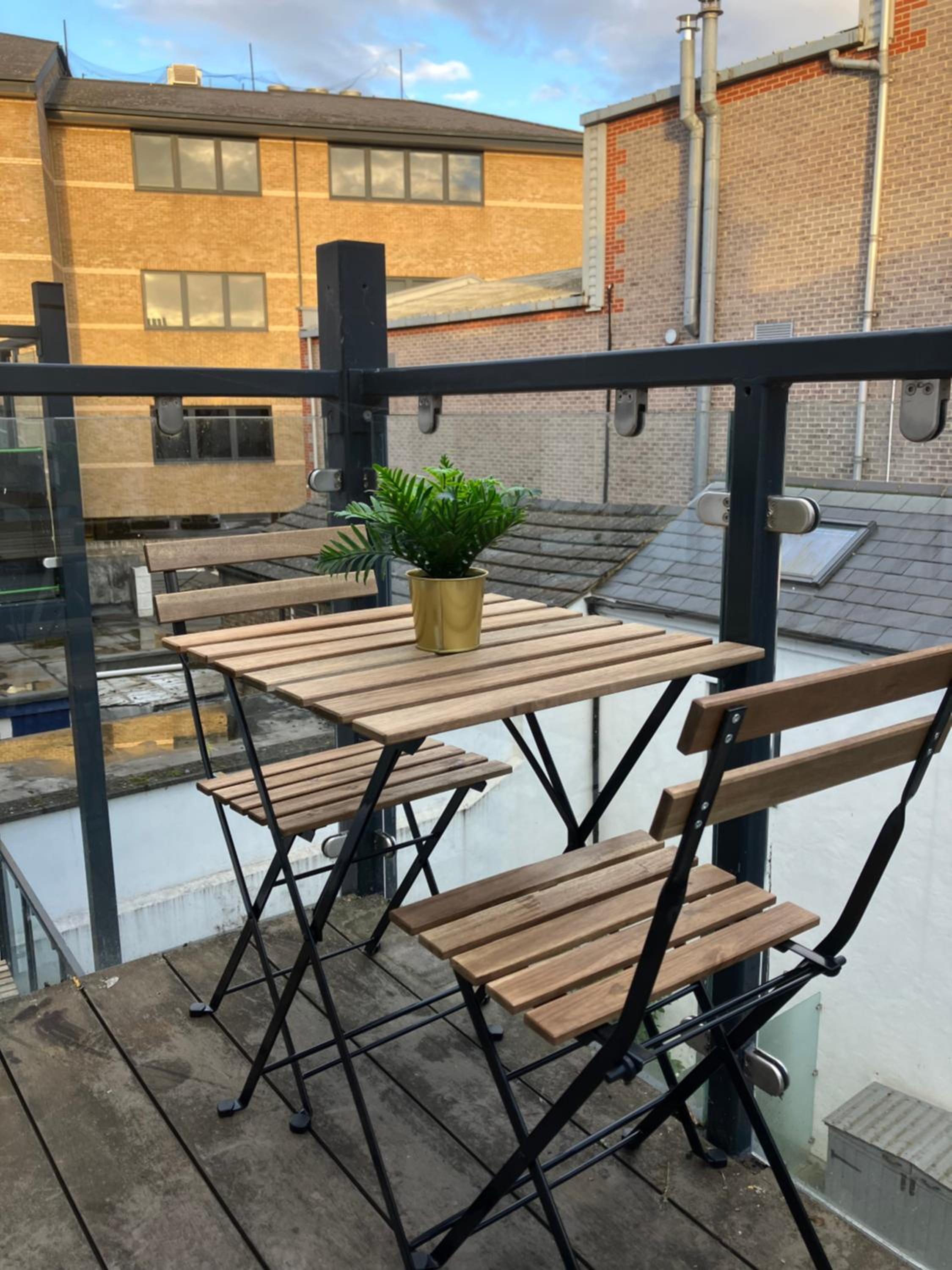 Magnificent Refurbished 1 Bed Flat few steps to High St ! - 4 East House
