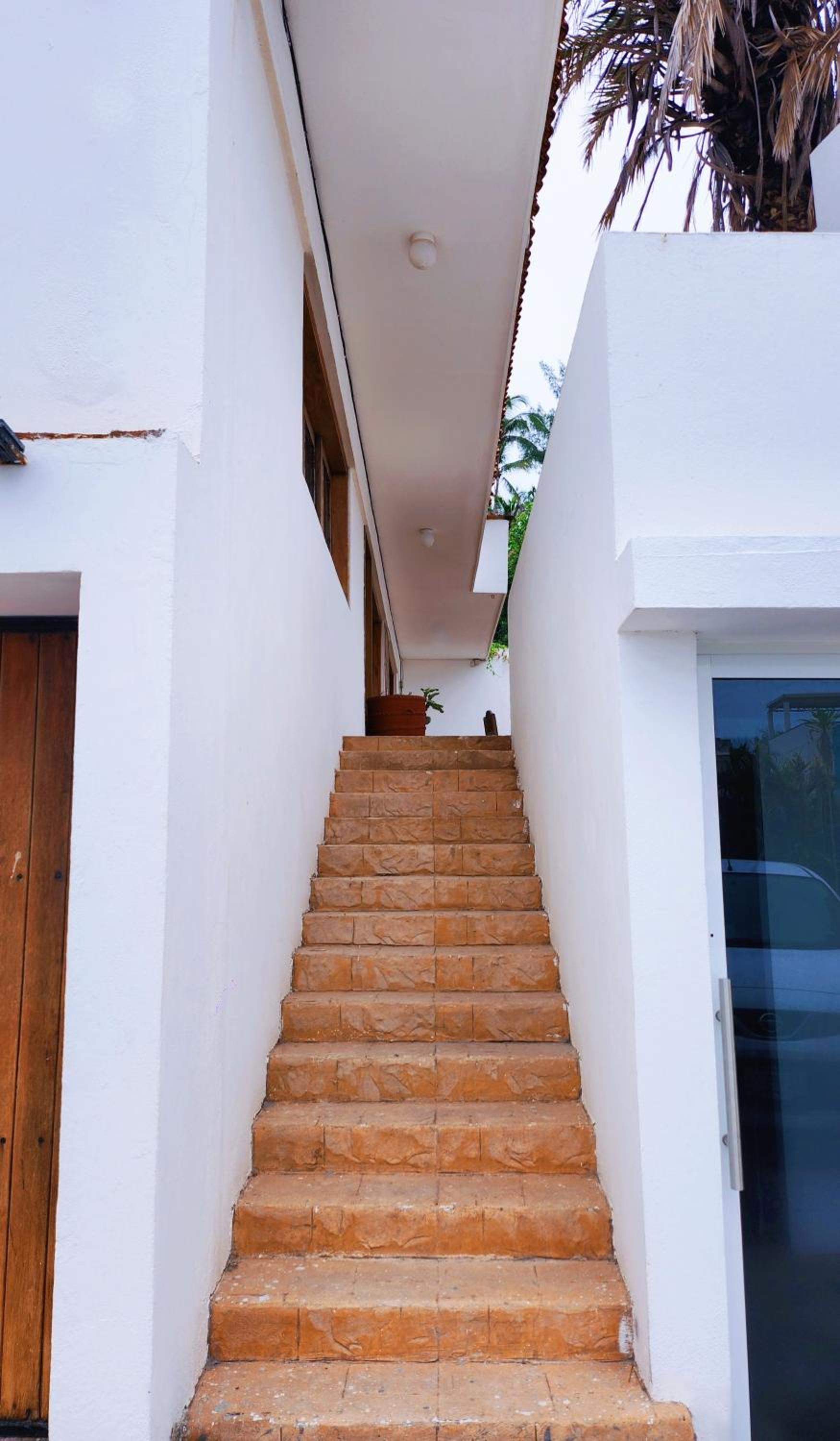 Hill House Mazatlan - Bed & Breakfast view 2