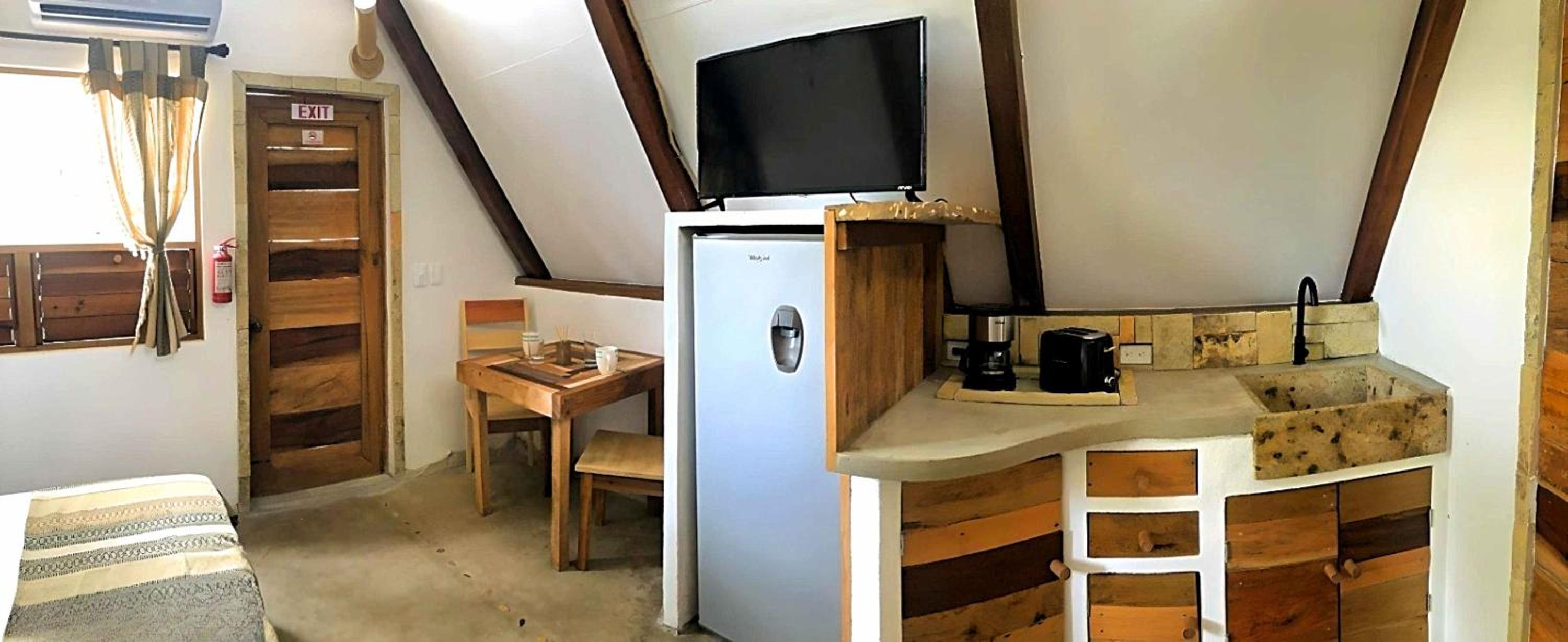 Kin Resort Lodge