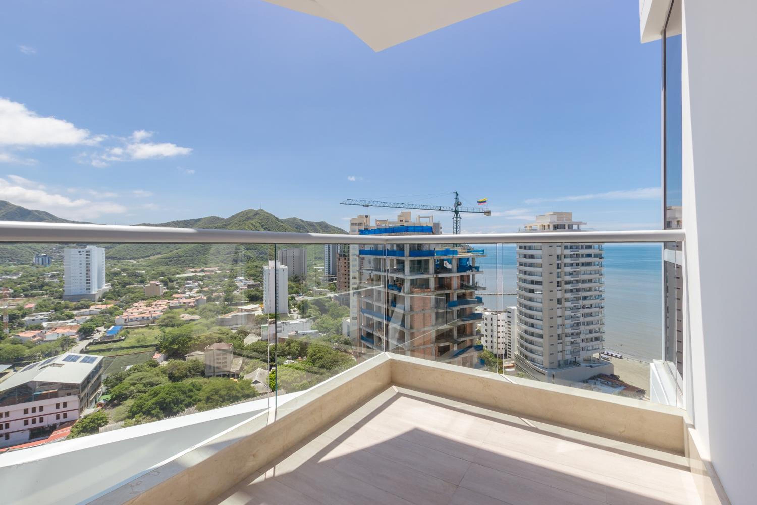 Apartasuite Exclusiva Frente al Mar en Grand Marina