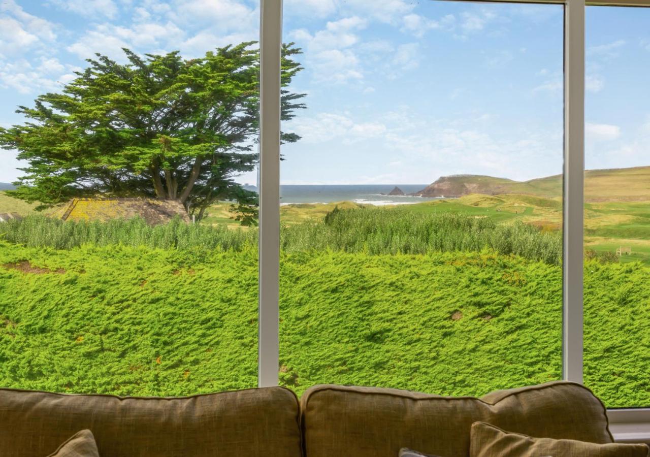 6 Bed in Padstow oc-p00006