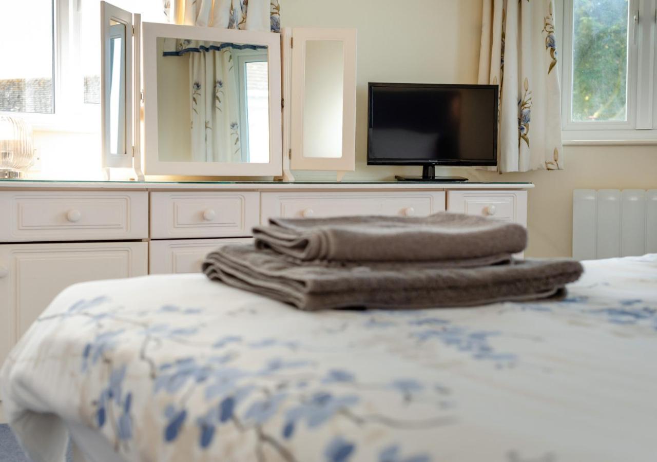 6 Bed in Padstow oc-p00006