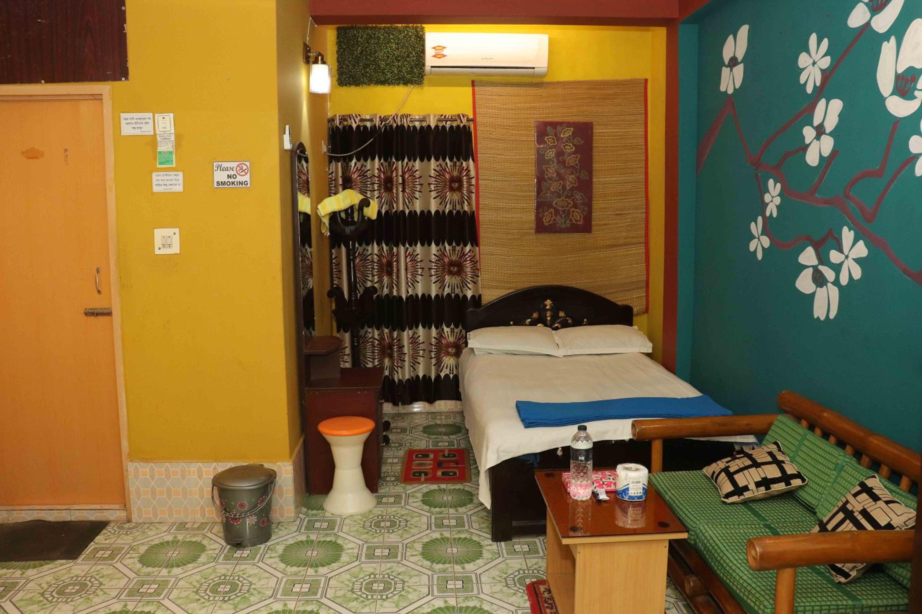 GREEN LEAF GUEST HOUSE