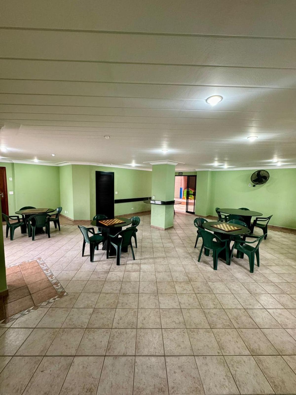 Apartamento frente ao mar - Guilhermina