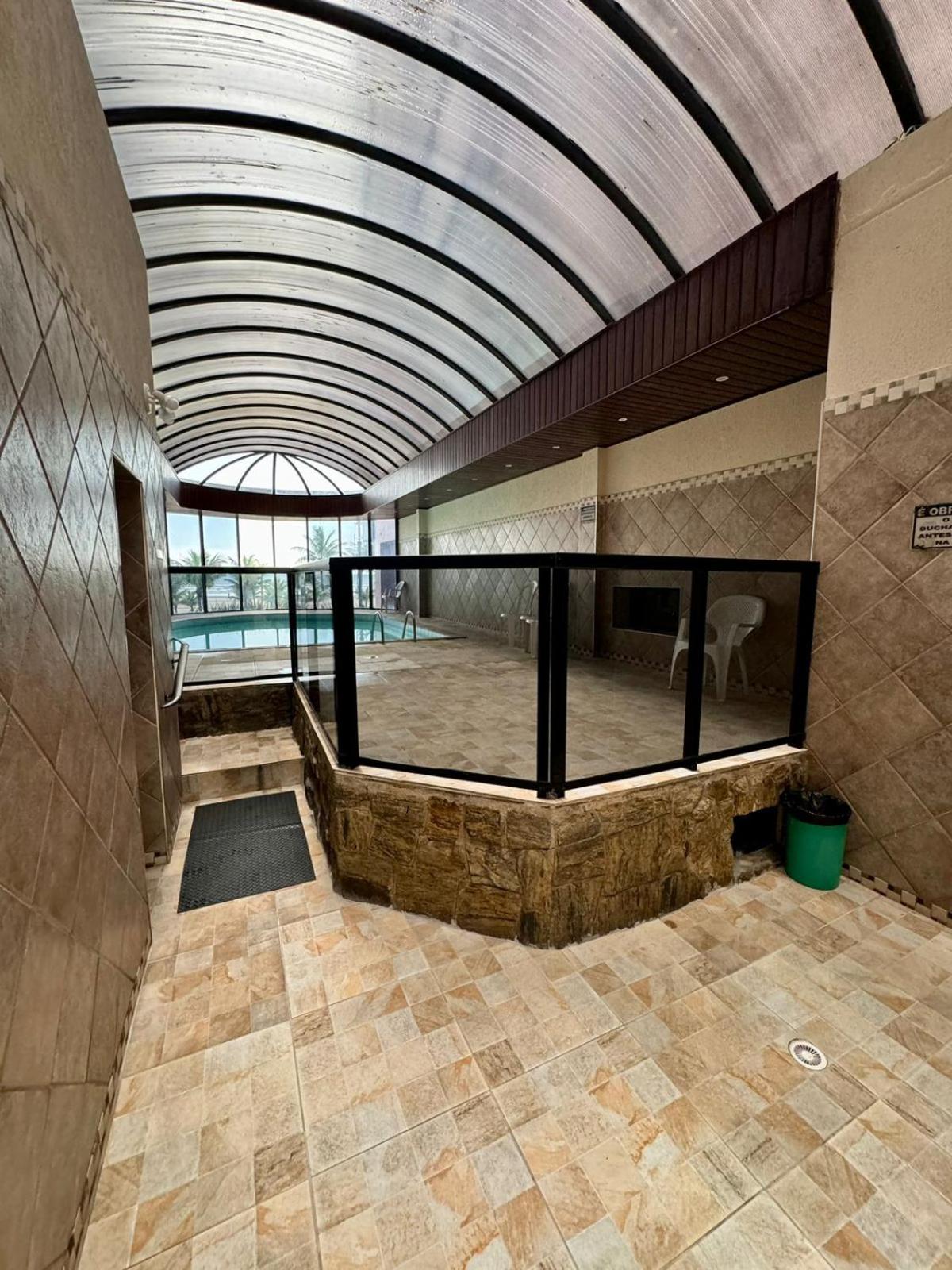 Apartamento frente ao mar - Guilhermina