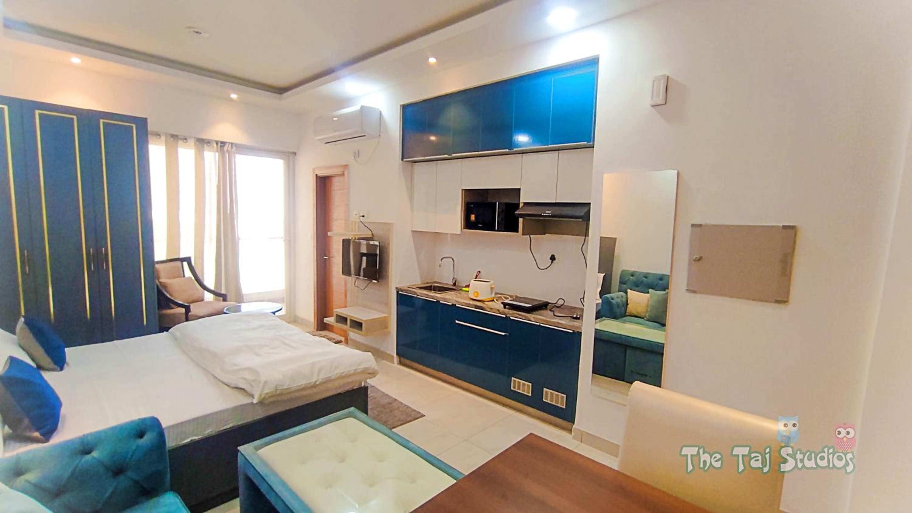 hotel room