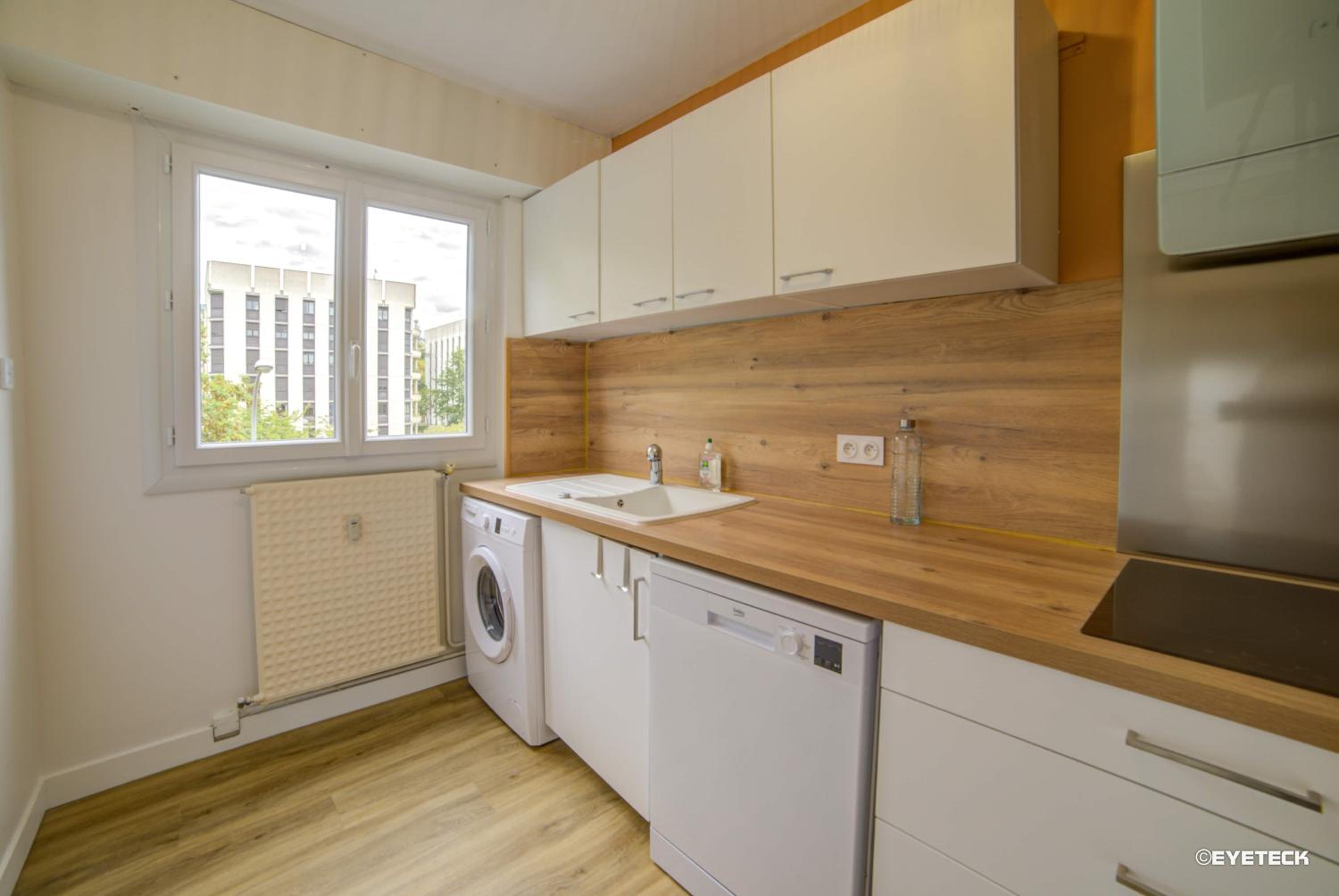 Bel aparté, design, proche domaine universitaire Turly