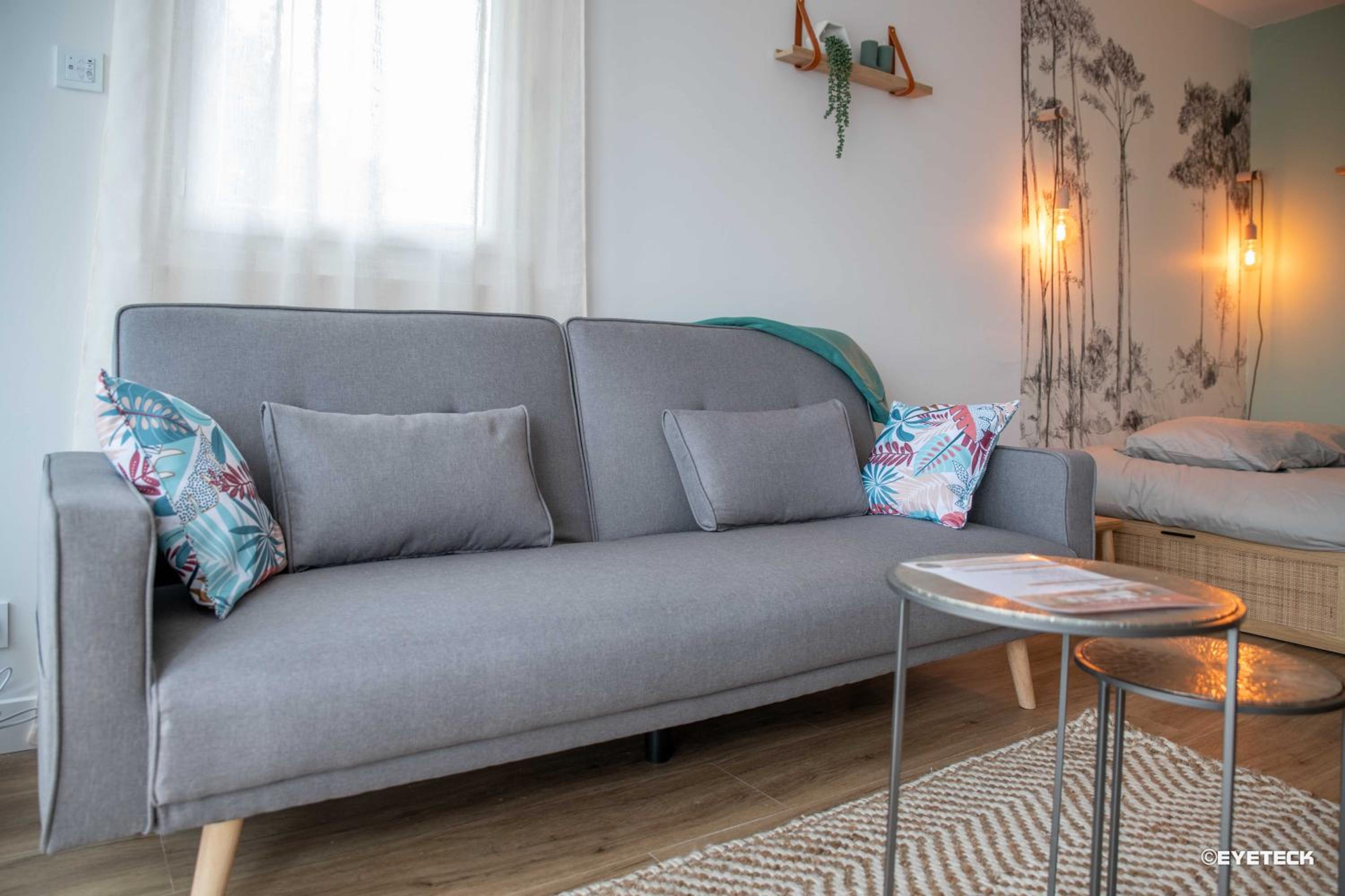 Bel aparté, design, proche domaine universitaire Turly