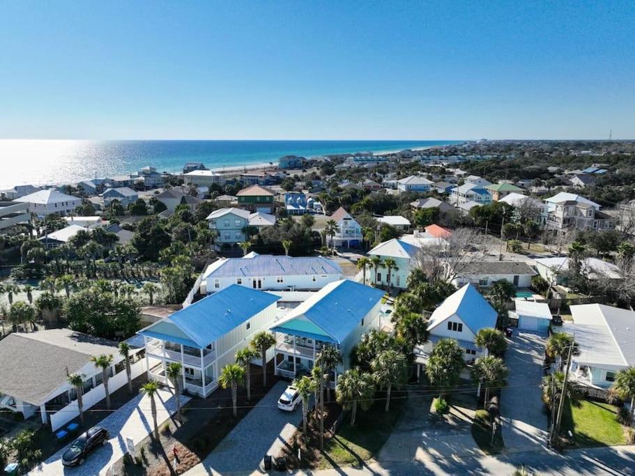 Easy walk to Laguna Beach/ Perfect for families - main view