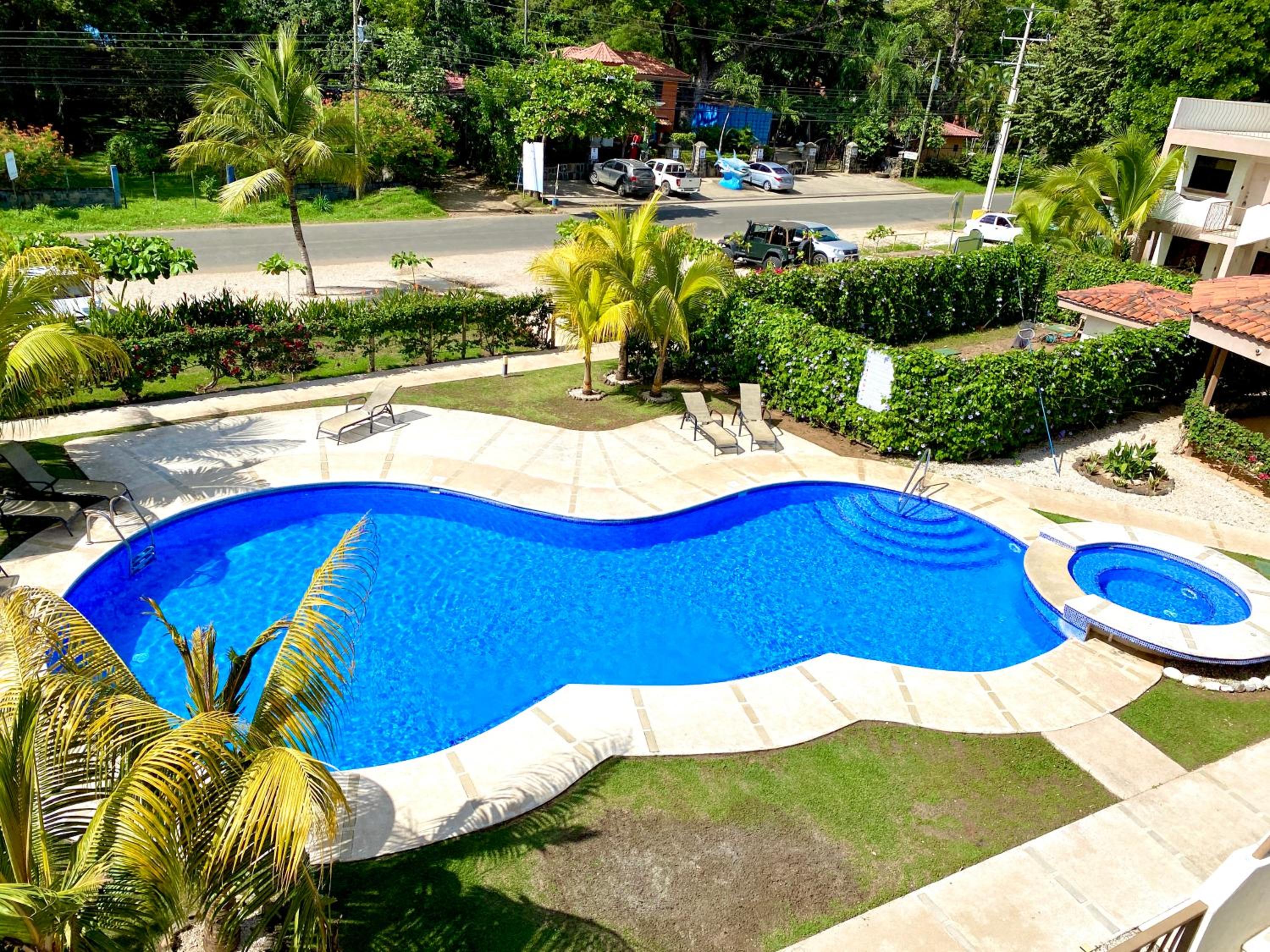 High Tide 2 bed1 bath condo Terrace