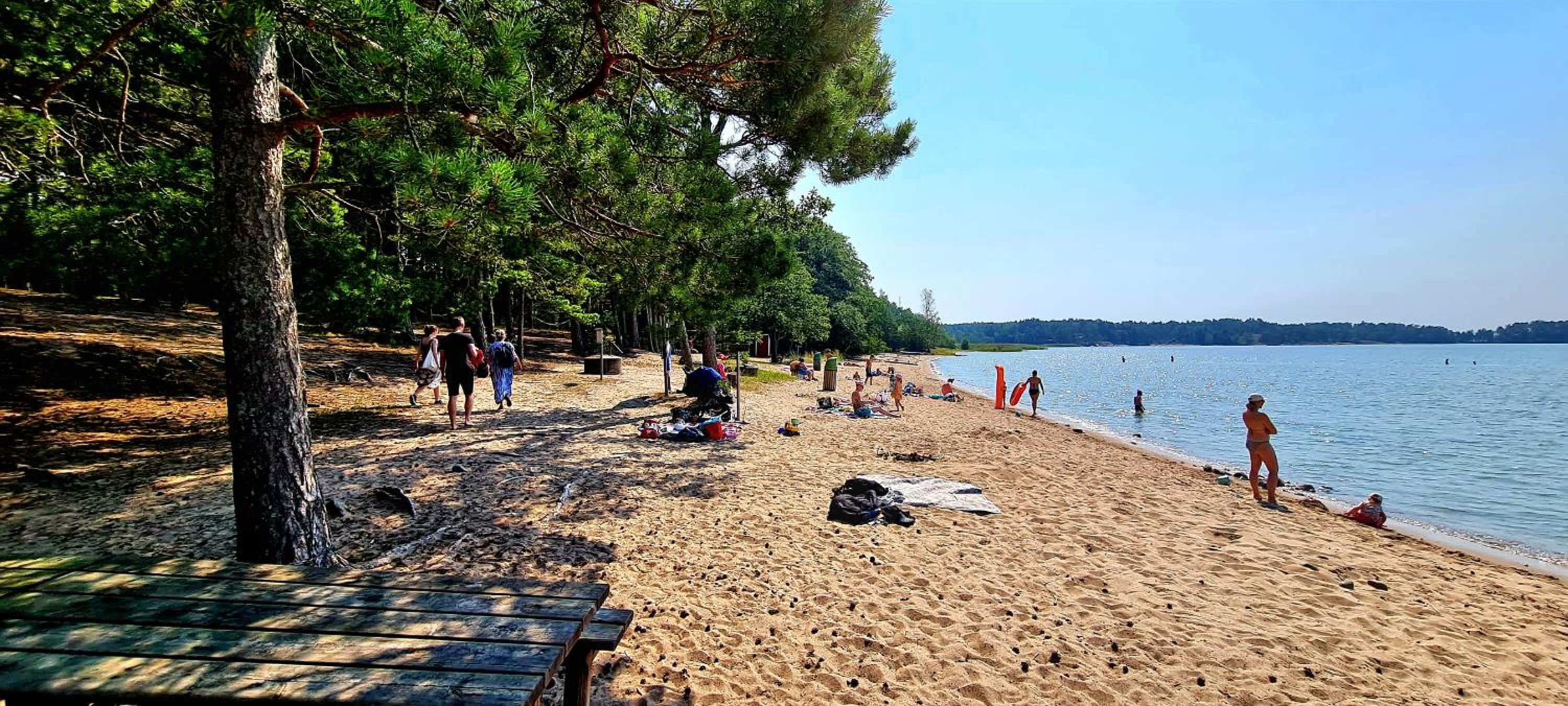 Cozy Beach Cabin - close to city center view 2