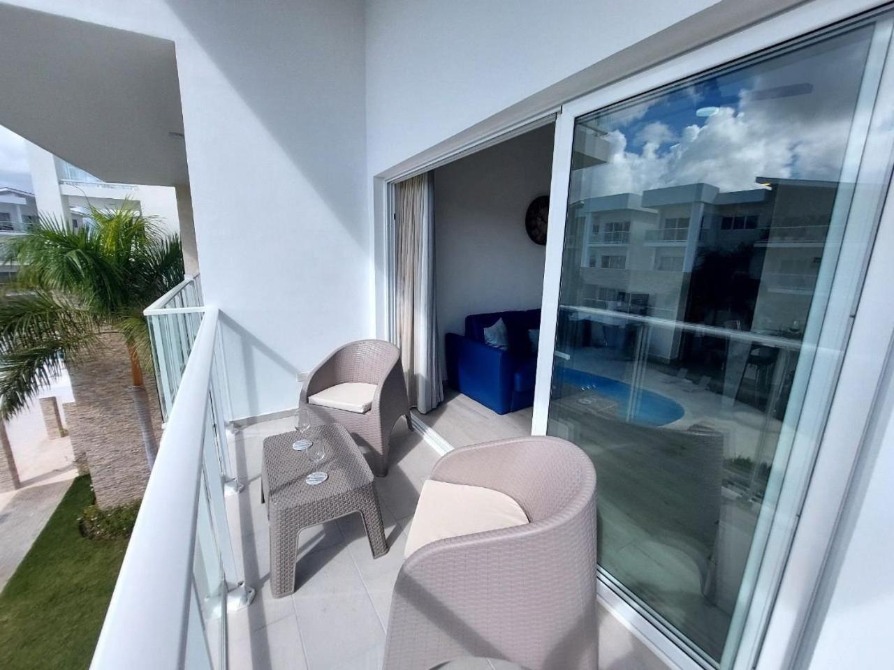 Seaside Luxury 1BDR Condo Paseo Playa Coral D-306