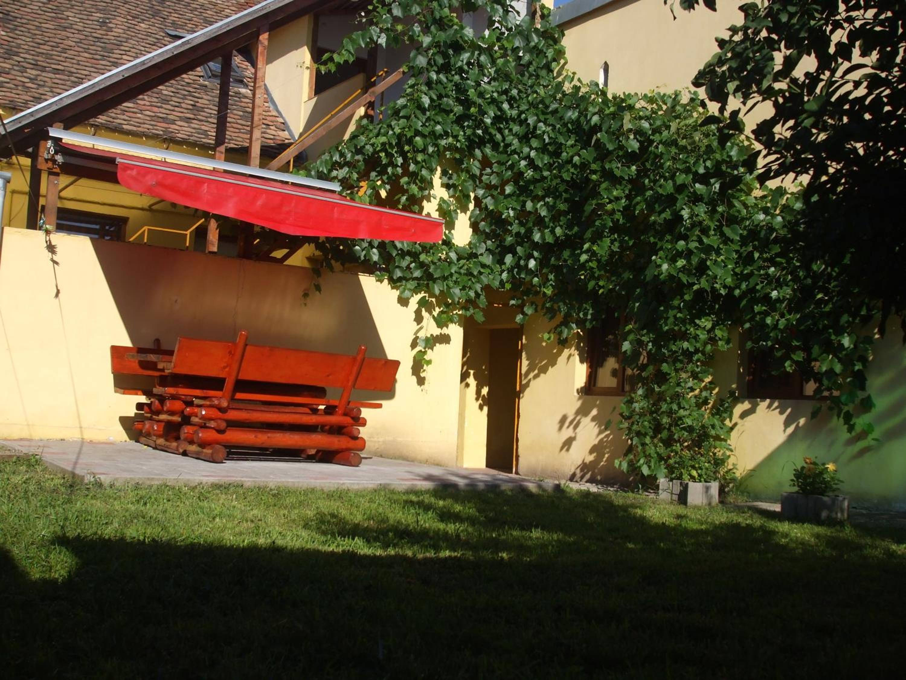 Photo 38