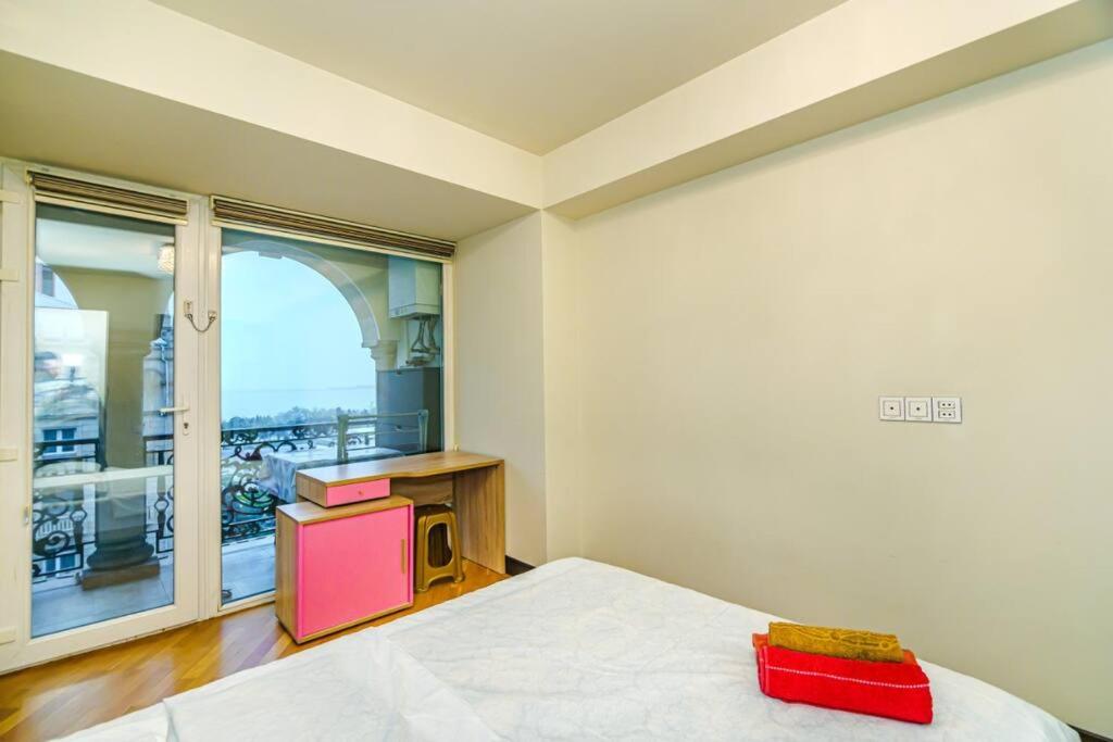 Sea View Lux Home