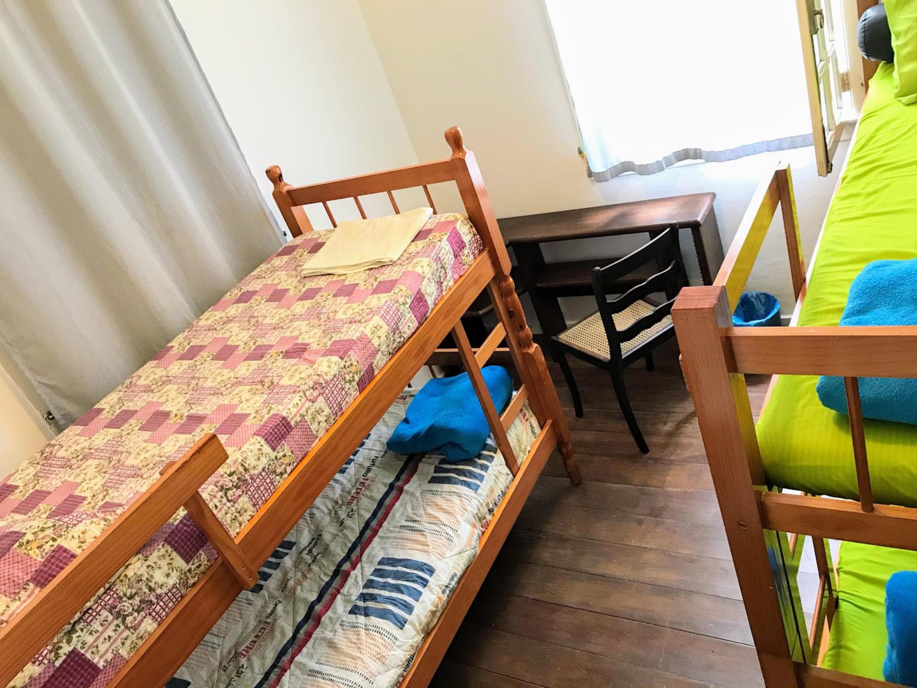 Hostel Casarão Vintage - temos Suítes