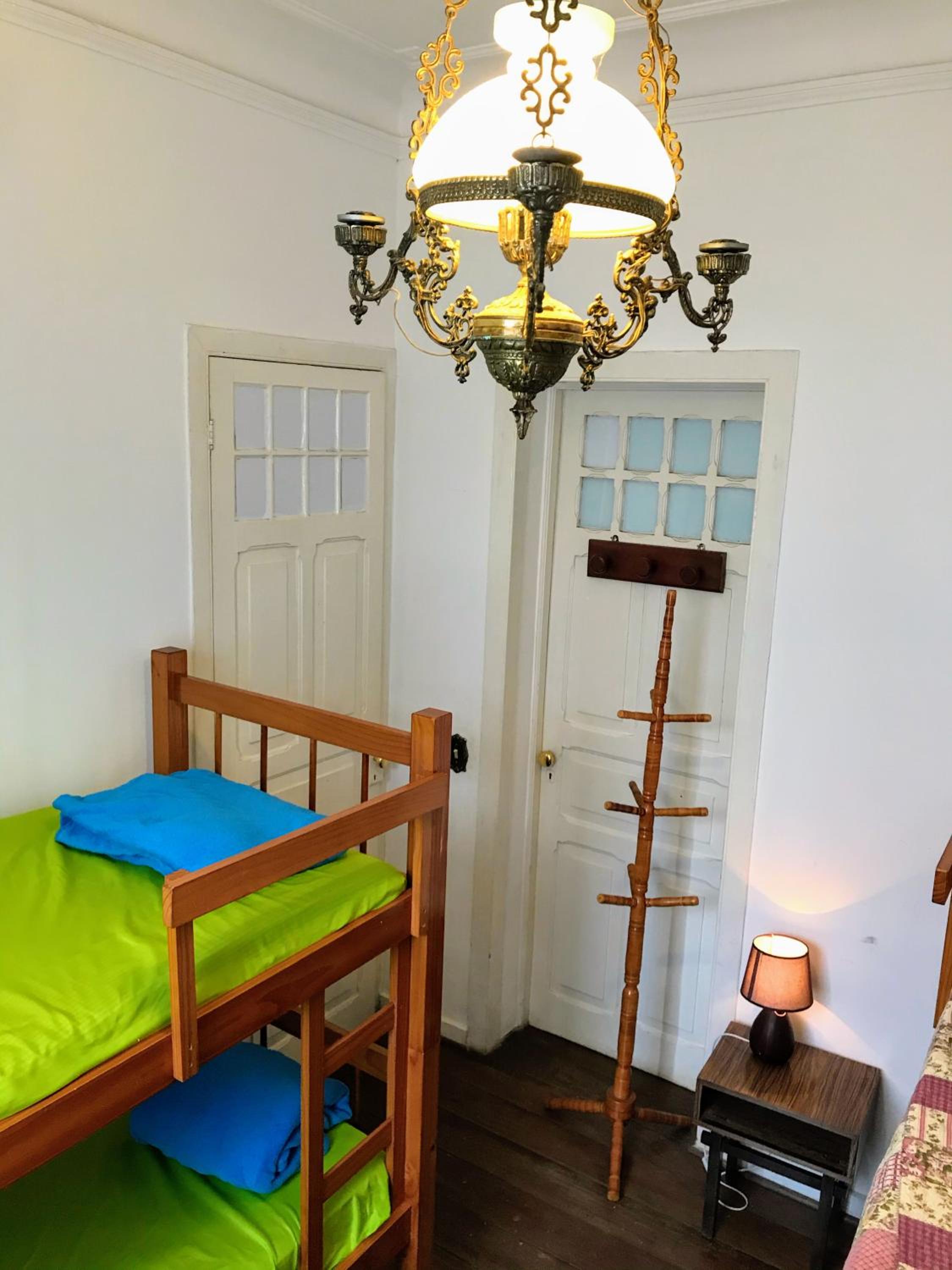 Hostel Casarão Vintage - temos Suítes