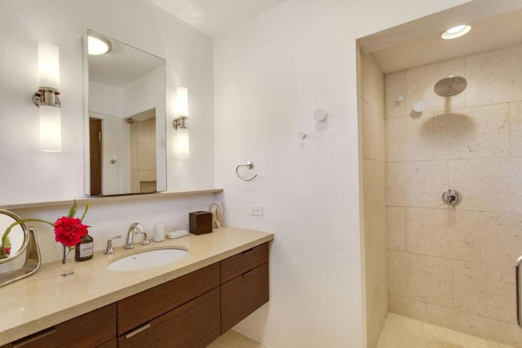 Songbird 4 BR Anguilla Villa