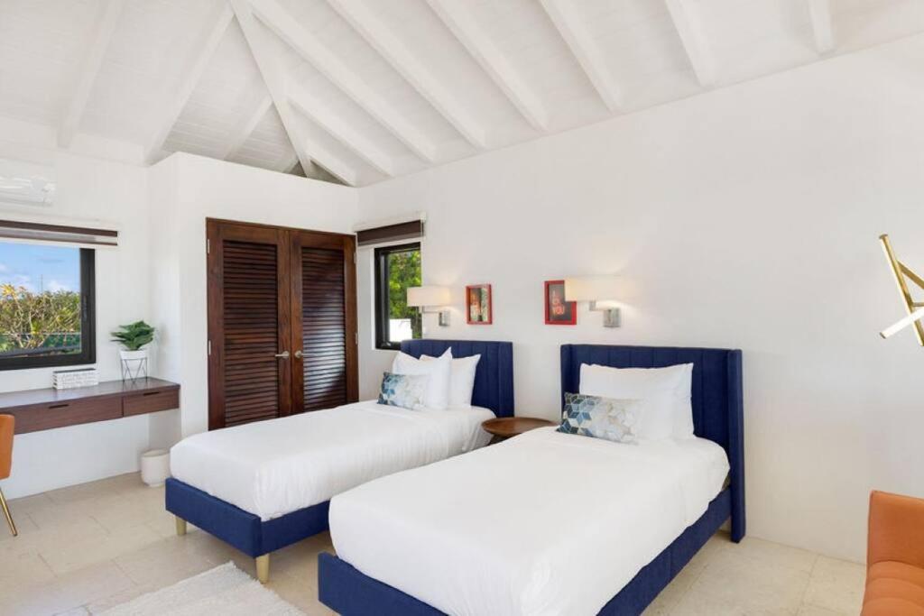 Songbird 4 BR Anguilla Villa