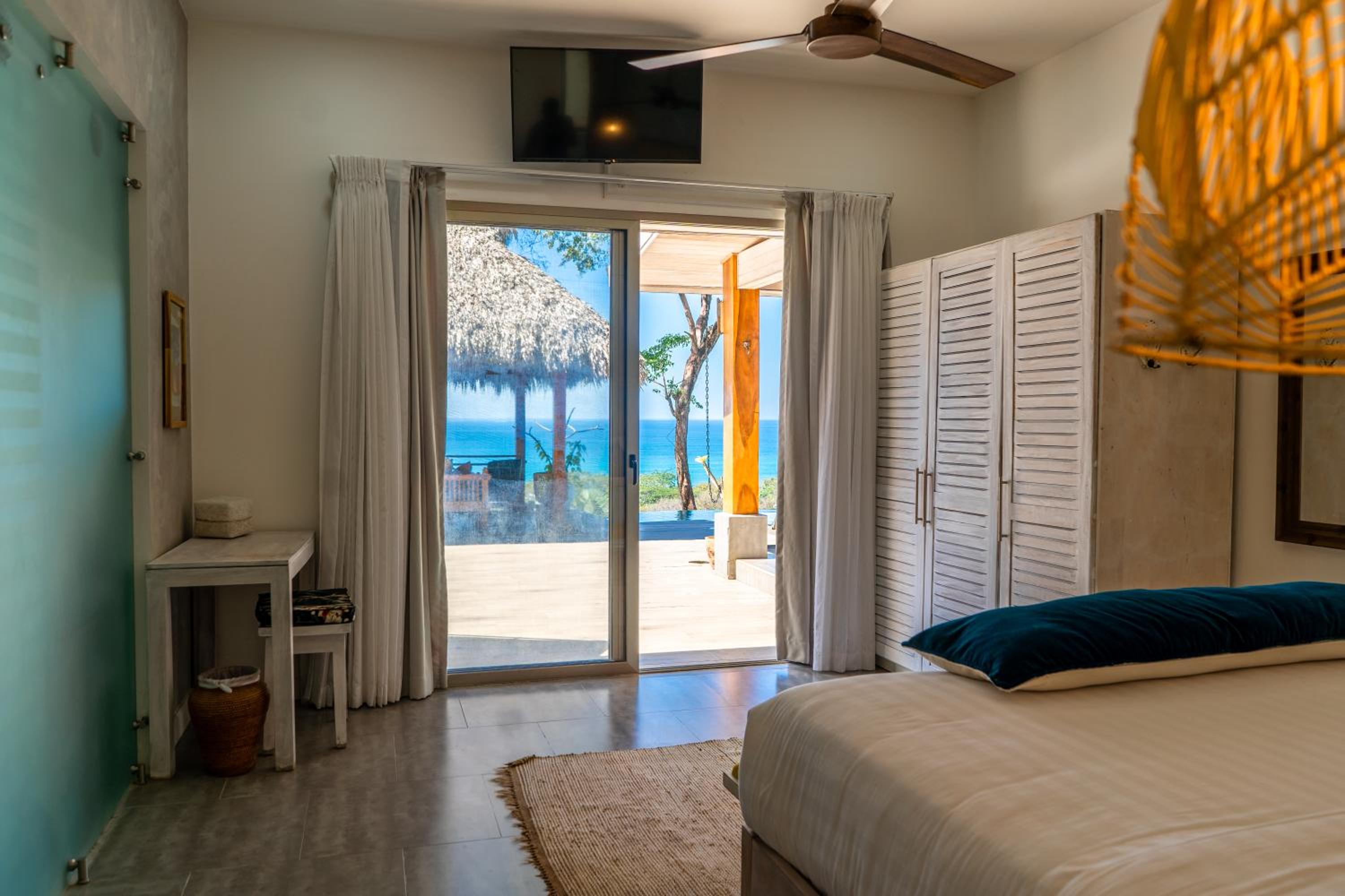 Grand Oceanview Villas - Casa Aria and Casa Magnifique