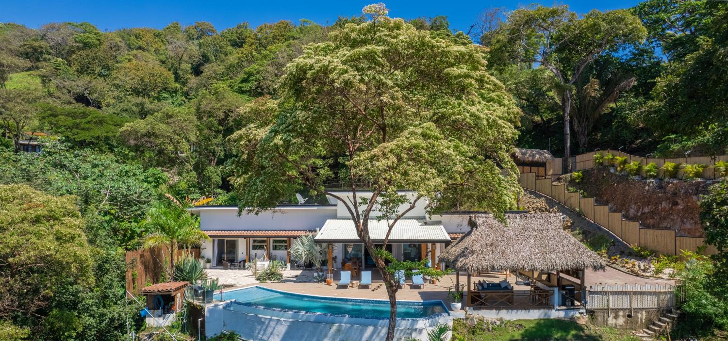 Grand Oceanview Villas - Casa Aria and Casa Magnifique