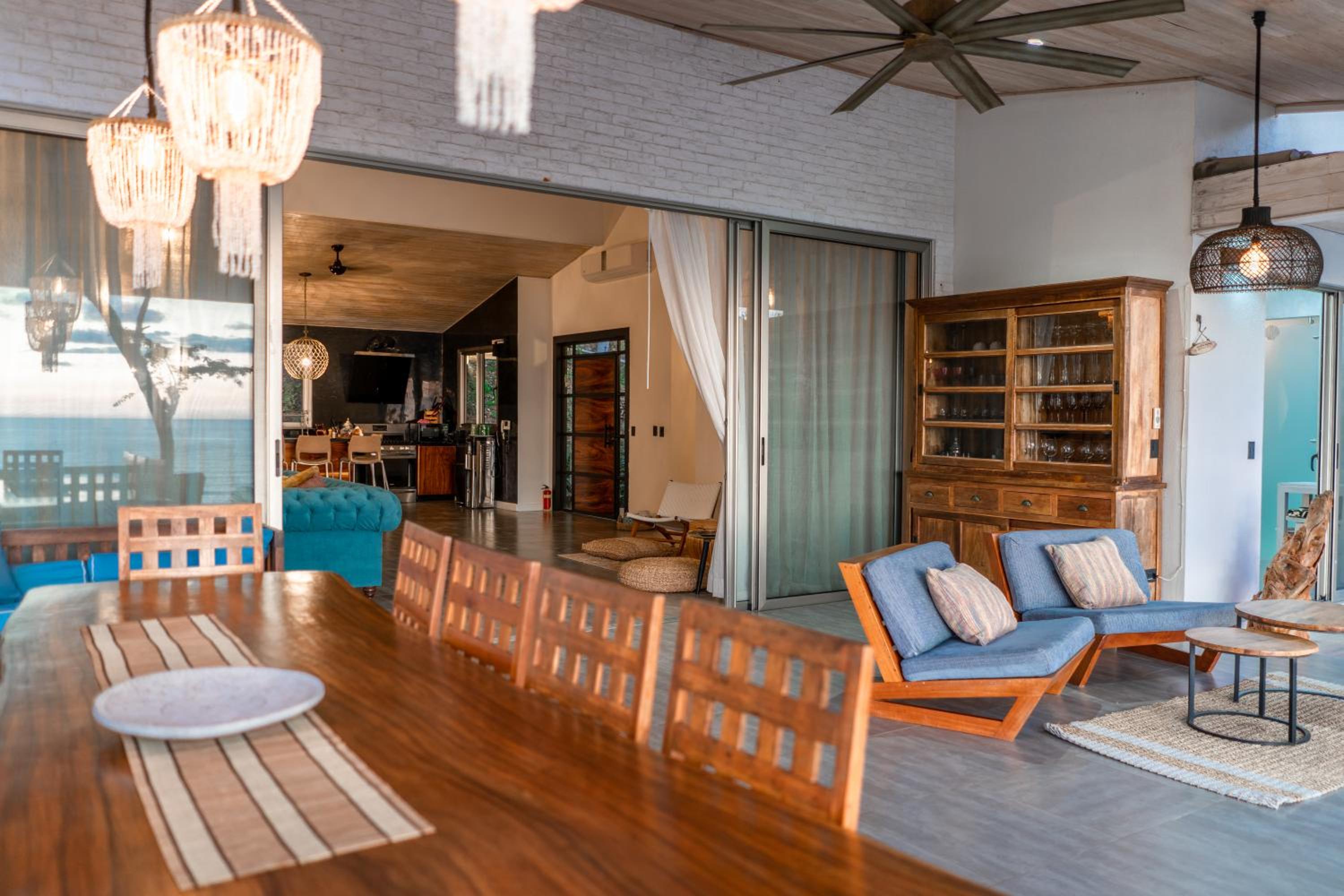 Grand Oceanview Villas - Casa Aria and Casa Magnifique